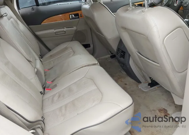 2LMDJ6JKXFBL29300: 42121970