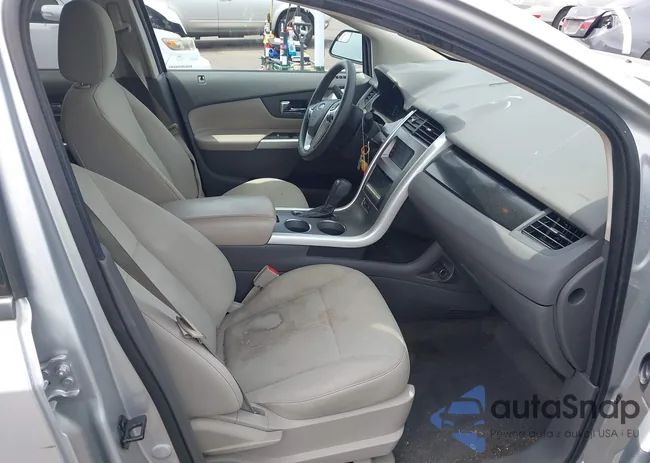 2FMDK3GC7DBA25412: 42122107