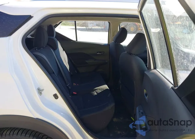 3N1CP5CV9ML485943: 42121266