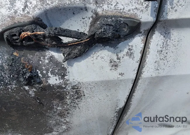 3VV3B7AX5RM067524: 42121404