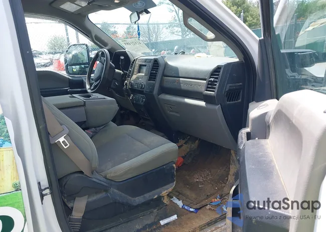 1FT7W2B67KEC04570: 42121489