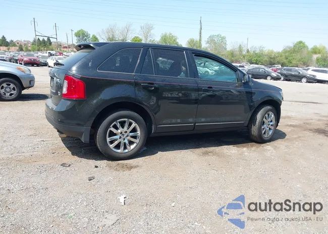 2FMDK4JC4EBA22547: 42122572