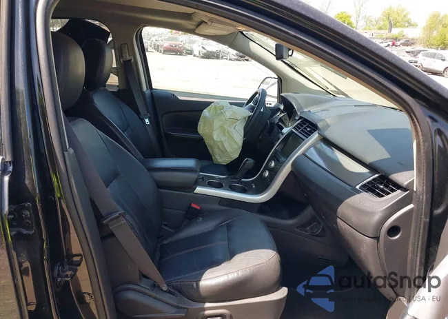 2FMDK4JC4EBA22547: 42122572