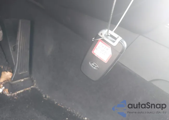 KMHGC4DD2DU245953: 42122704