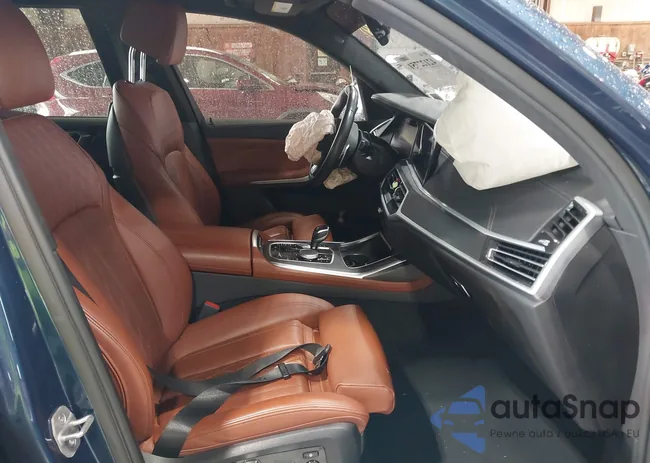 5UXCW2C06N9J14282: 42122751