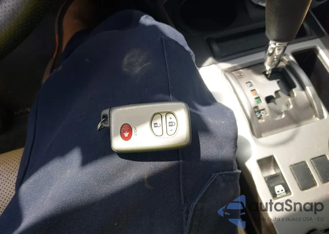 JTEBU5JR1F5251544: 42122925