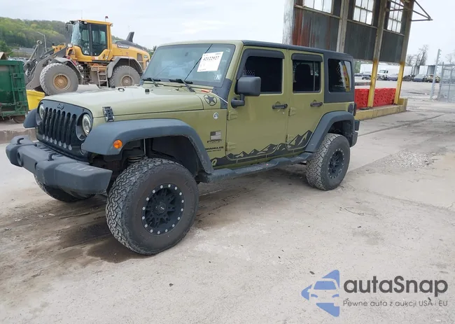 1C4BJWDG1DL702137: 42122927