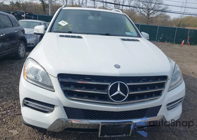 4JGDA5HB3FA551877: 42123011