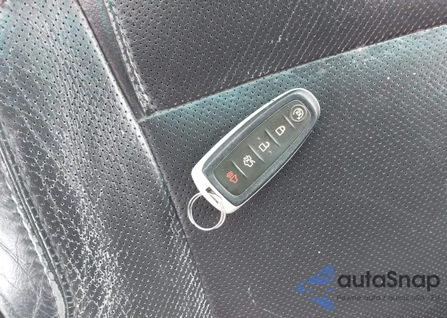 1FMHK7F82BGA60676: 42123031