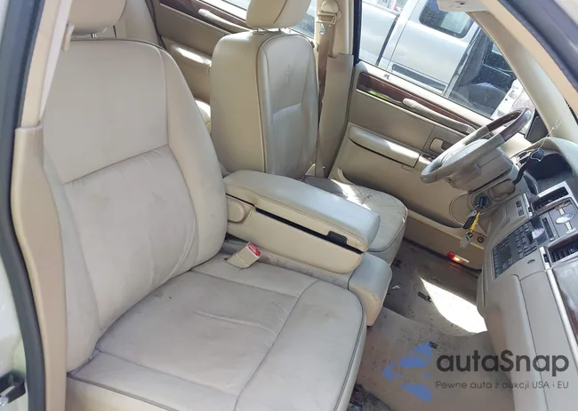 1LNHM83V37Y611922: 42122176