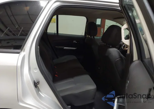 2FMDK3GC2EBB82234: 42122380