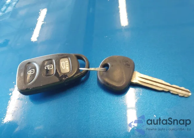 5NPD84LF9JH353696: 42123582