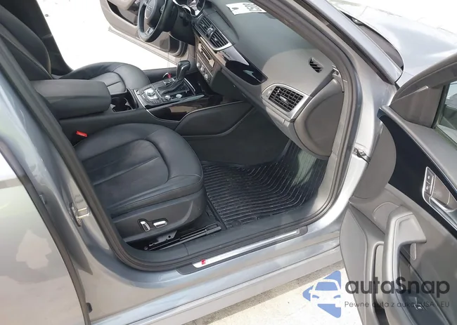 WAUC8AFC5JN060001: 42123637