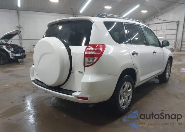 2T3BF4DV4CW180961: 42123729