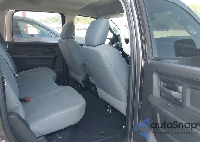 1C6RR6KT3JS305402: 42123190