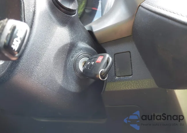 2T3ZFREV2GW298829: 42123242