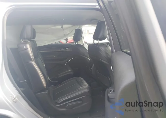 1C4RJKBG3N8563661: 42123245