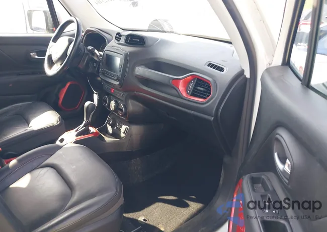 ZACCJBCB6HPG20621: 42123404