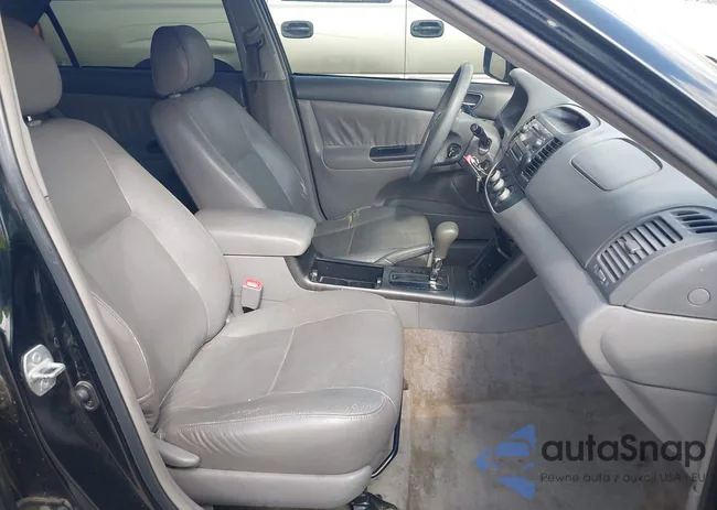 4T1BE32K25U073117: 42124612