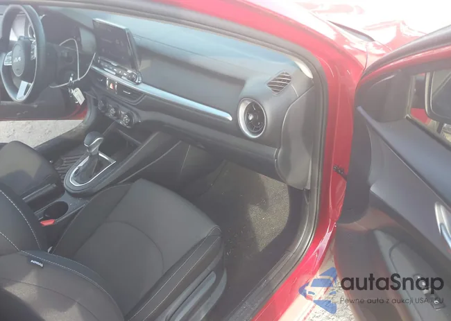 3KPF24AD6RE789580: 42124716