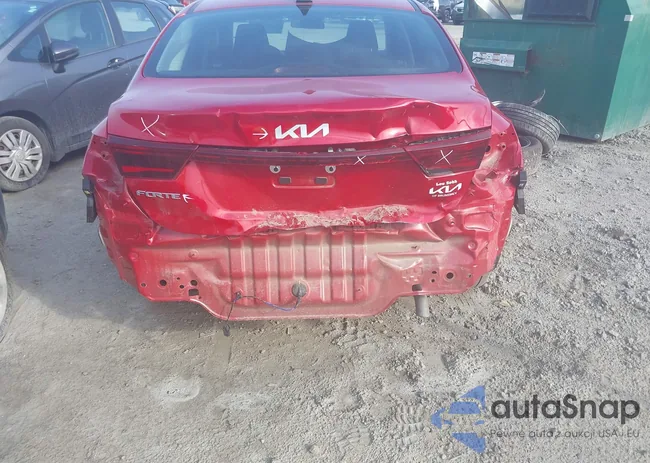 3KPF24AD6RE789580: 42124716