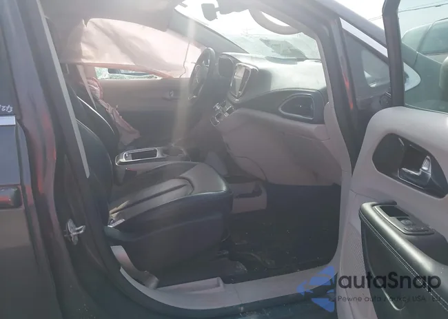 2C4RC1L73PR598923: 42124867