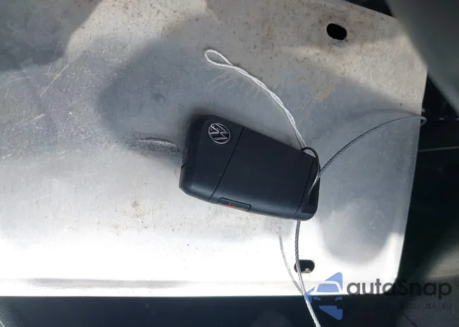 3VVRX7B29NM084478: 42124915