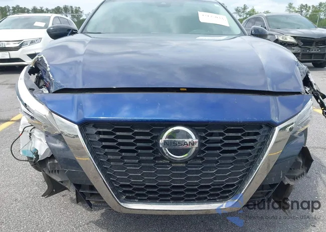 1N4BL4CV3NN311503: 42125033