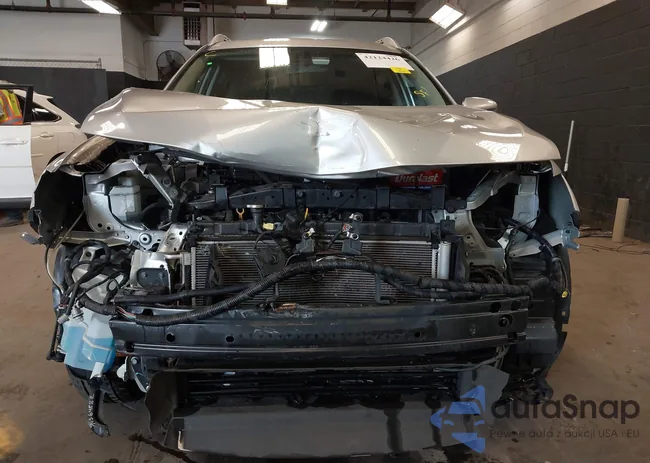 KNMAT2MV8JP622030: 42124426