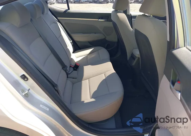 KMHD84LFXKU800880: 42125791