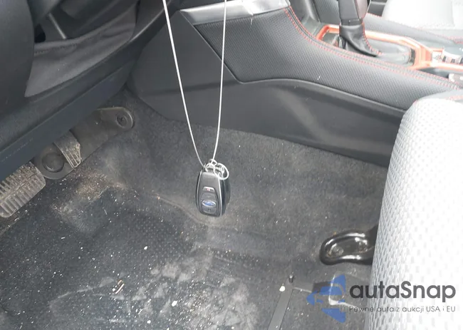 JF2SKALC3LH556213: 42126771