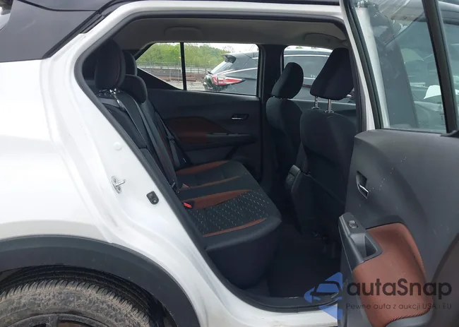 3N1CP5DV7RL489821: 42126805