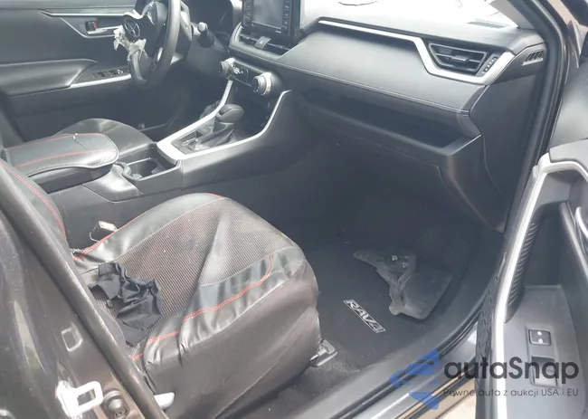 2T3W1RFV9MC106111: 42126810