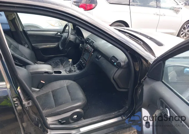 WDBRF52H86F756007: 42127047