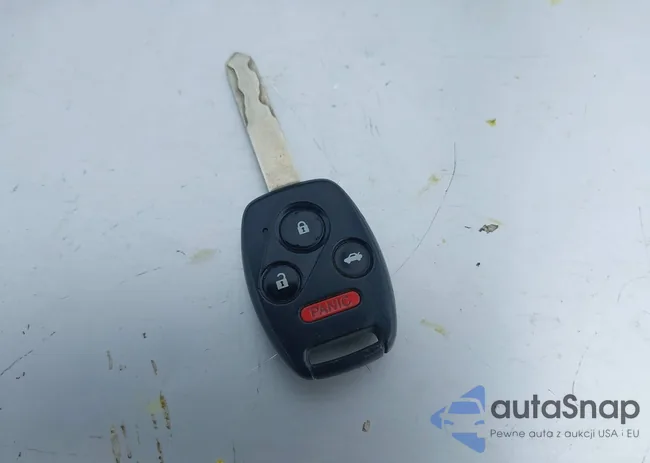 1HGCP2F80CA213645: 42127120