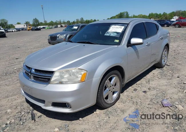 1B3BD2FB2BN501447: 42126290