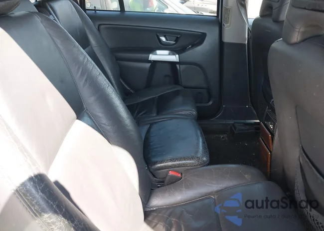 YV4CZ852161286968: 42126307