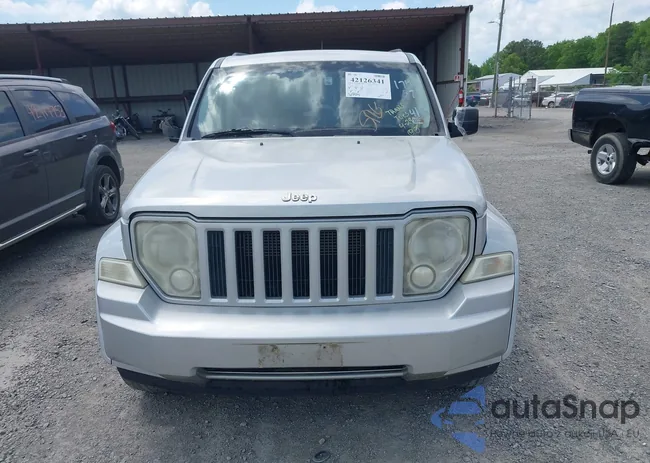 1J8GN28K98W174572: 42126341