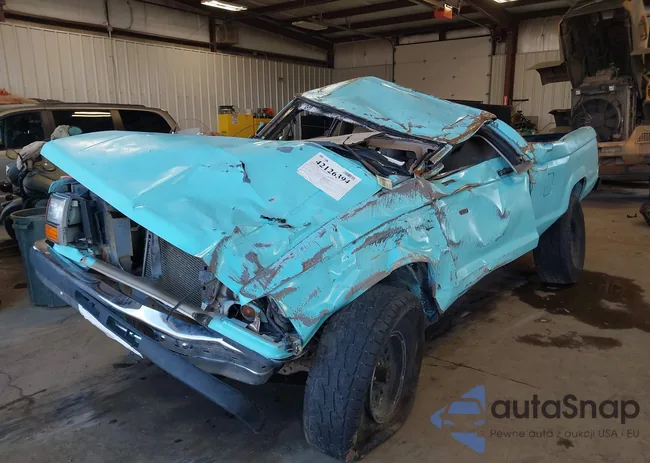 1FTCR11T7LUA32118: 42126394