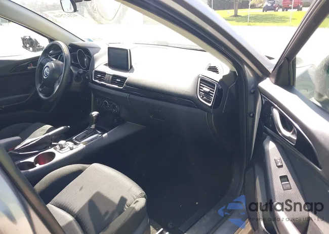 3MZBM1U70FM163518: 42127540