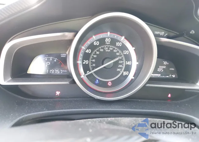 3MZBM1U70FM163518: 42127540