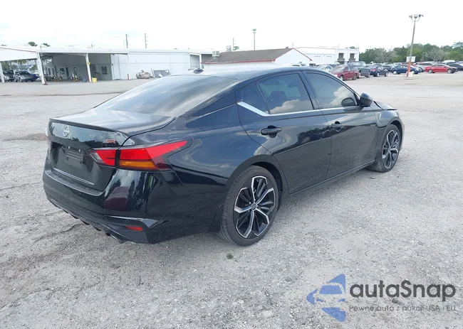 1N4BL4CV3RN311894: 42127560