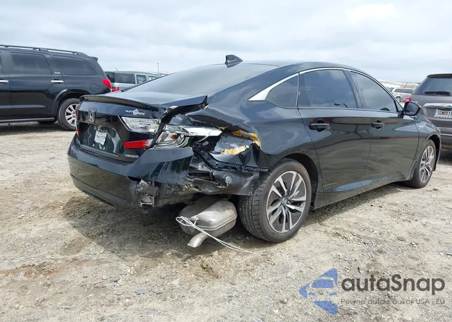 1HGCV3F17KA010975: 42127789