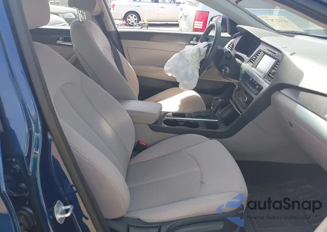 5NPE34AF0GH277641: 42127877