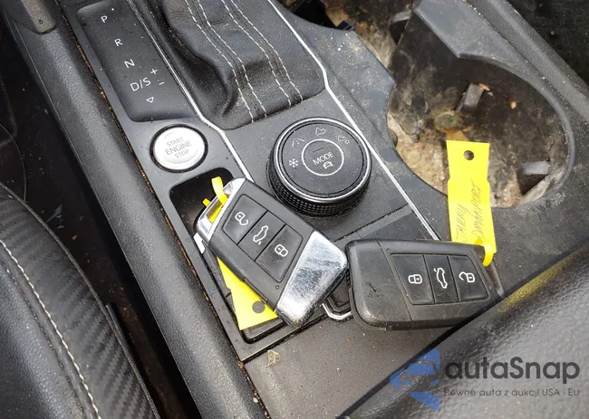 1V2LC2CA2MC228525: 42127917