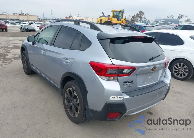 JF2GTAPC8N8220590: 42128022