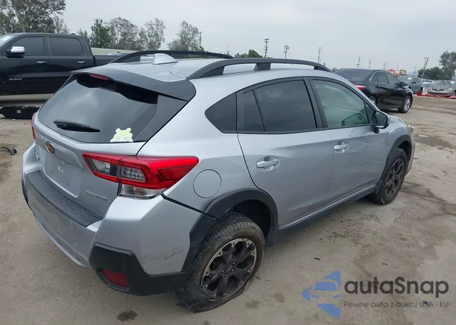 JF2GTAPC8N8220590: 42128022