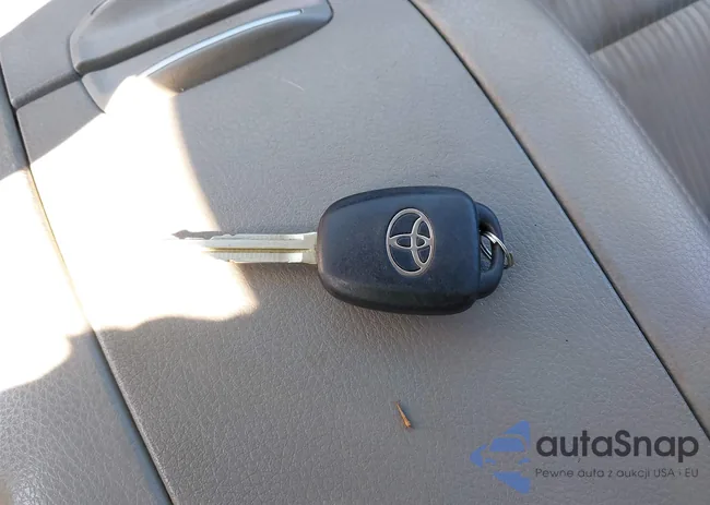 5TDBKRFH2FS194962: 42128104