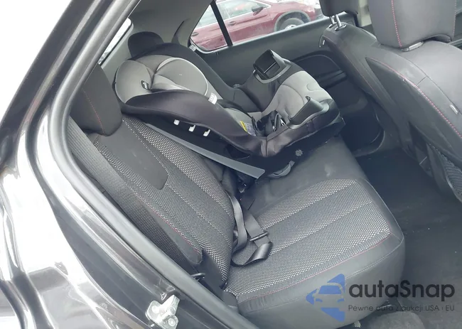 1GNFLFEK4GZ101554: 42128135