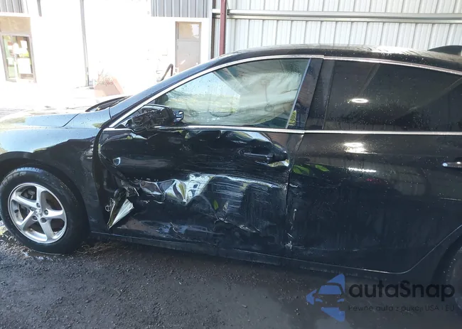 1G1ZB5ST9JF282510: 42127147